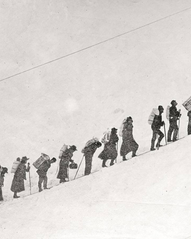 prospectors climbing the chilkoot pass