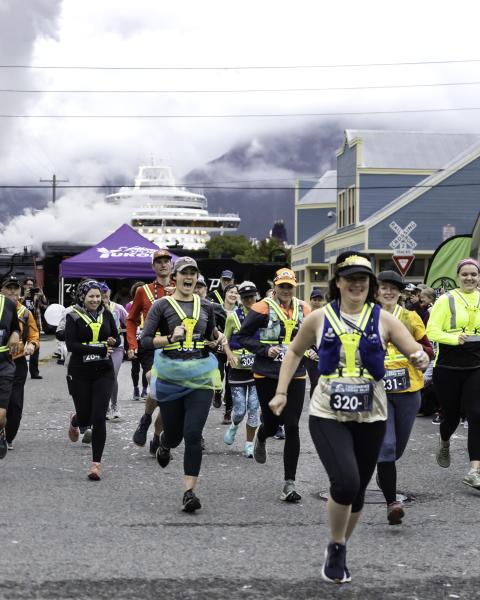 start line of klondike road relay